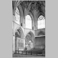 Tewkesbury Abbey, photo by Heinz Theuerkauf,8.jpg